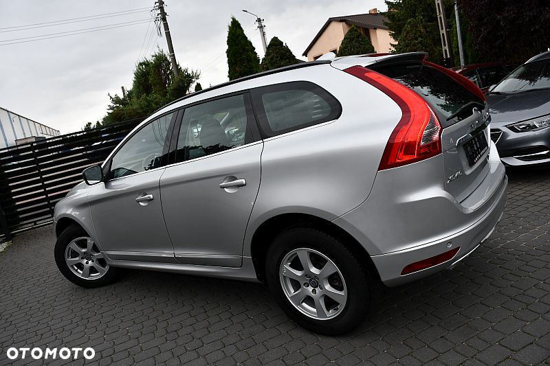 Volvo XC 60 D4 Geartronic Momentum - 3
