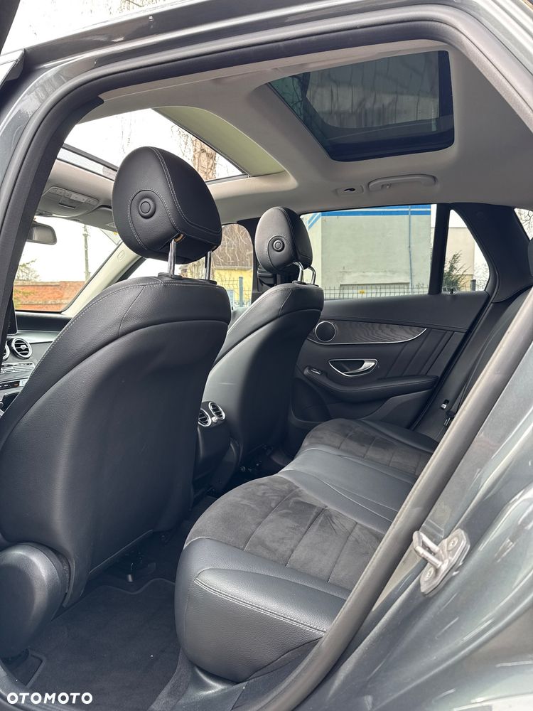 Mercedes-Benz GLC 250 d 4Matic 9G-TRONIC AMG Line - 10