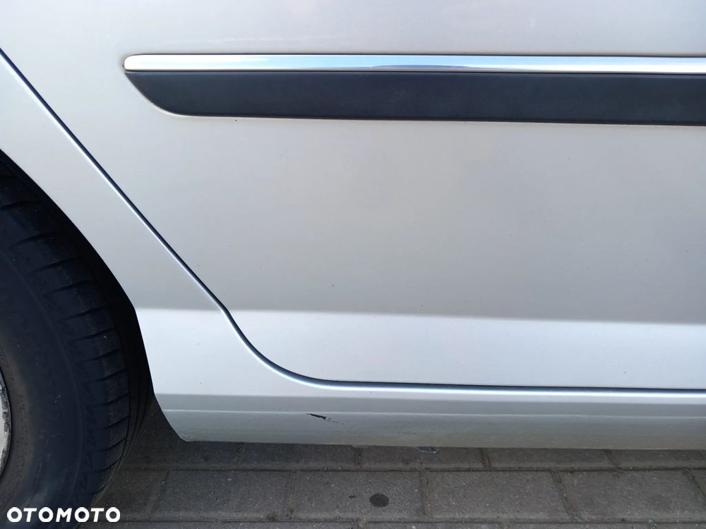 PEUGEOT 407 DRZWI PRAWE TYLNE PRAWY TYŁ KOMBI KOLOR: EZRC - 5
