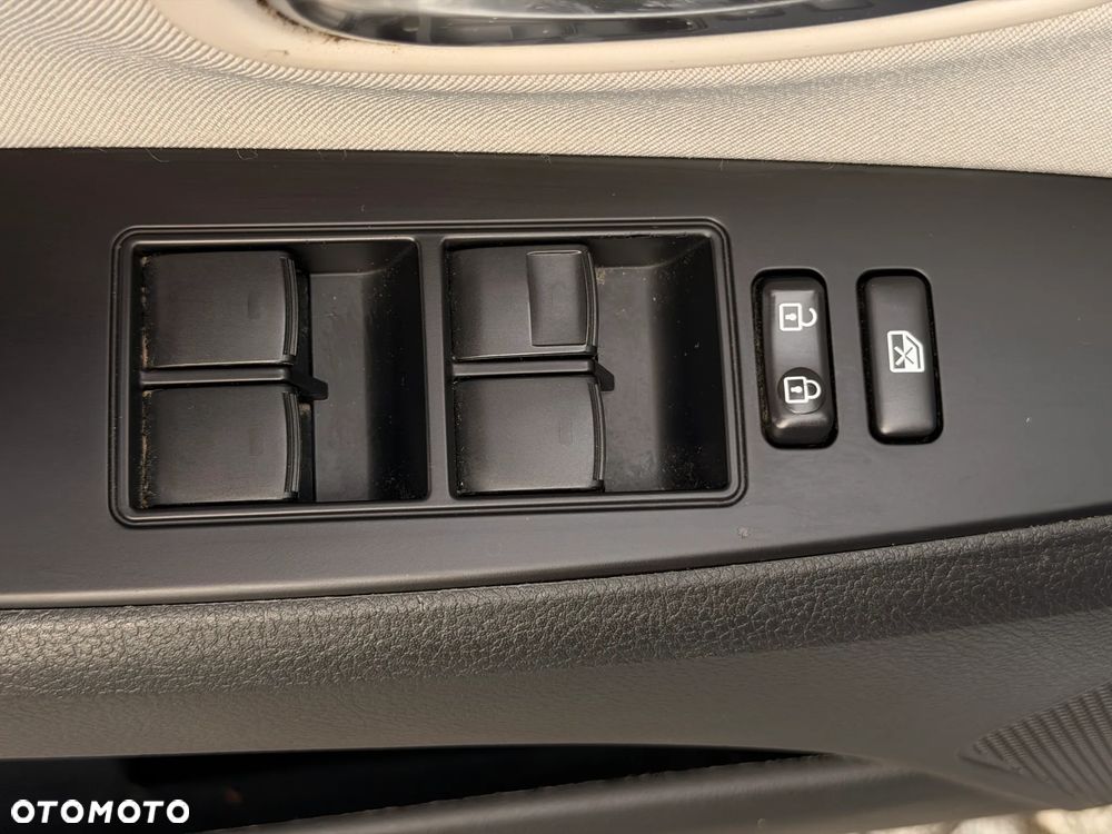 Toyota Avensis 2.0 Prestige MS - 31