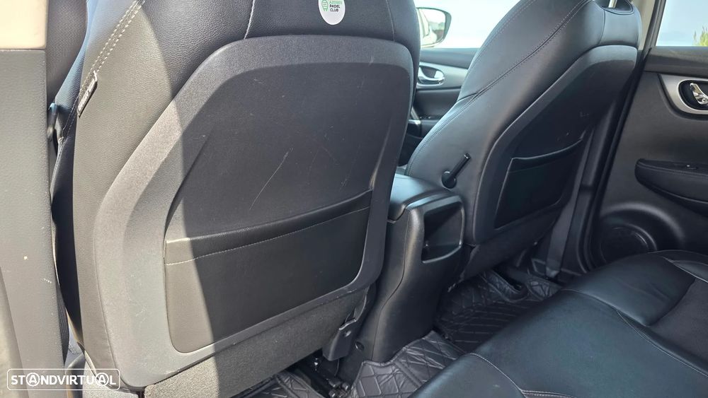 Nissan Qashqai 1.6 dCi Xtronic TEKNA - 23