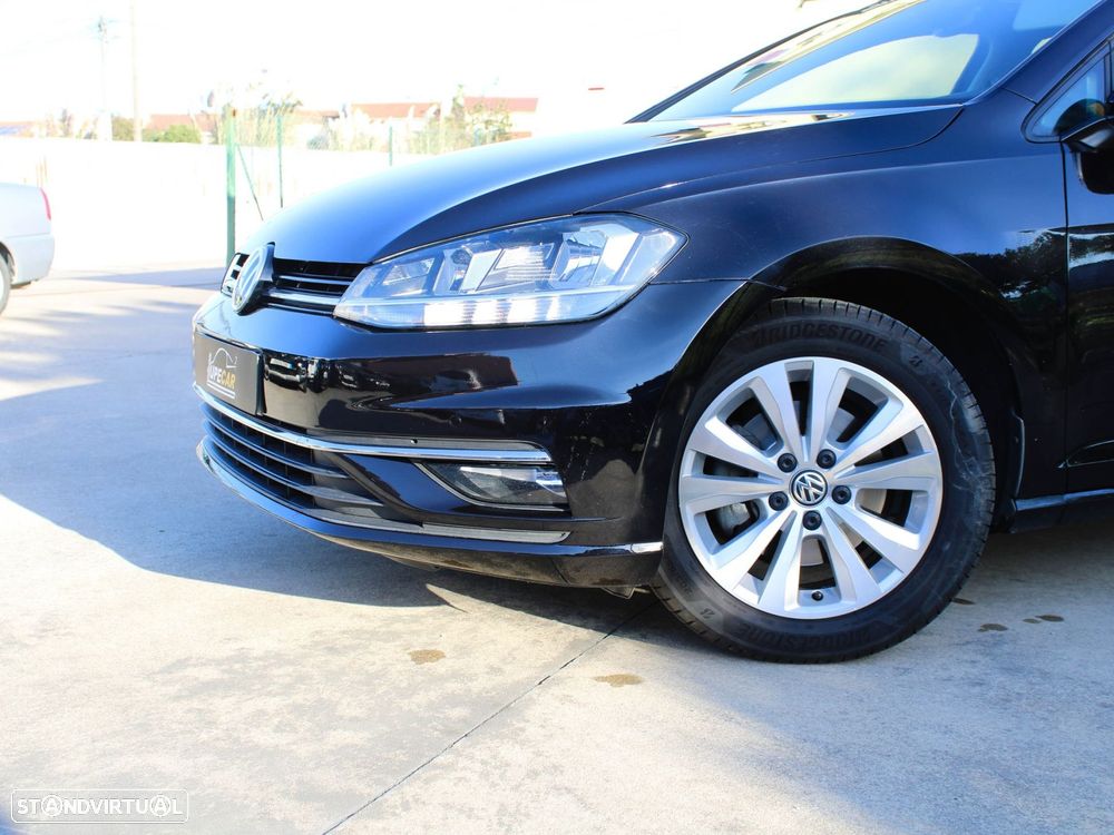 VW Golf Variant 2.0 TDi Confortline - 8