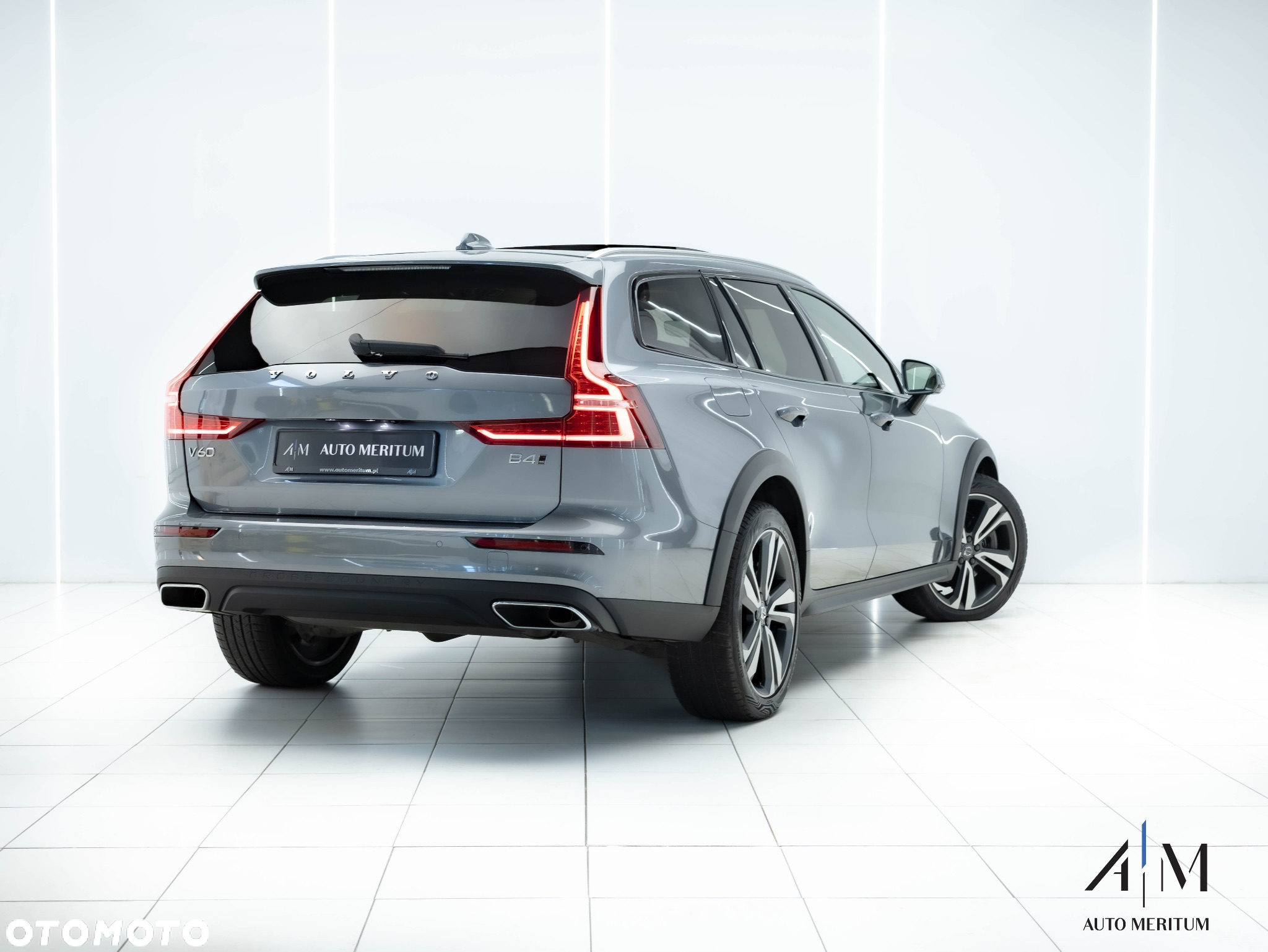 Volvo V60 Cross Country B4 D AWD Geartronic - 4