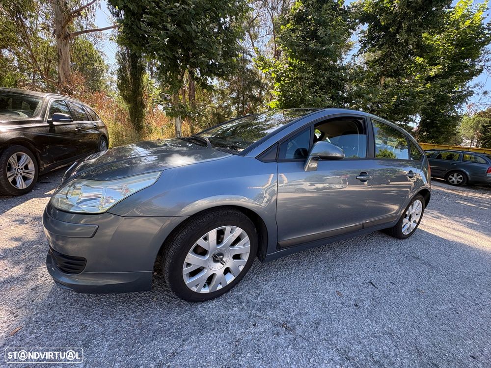 Citroën C4 1.6 16V Exclusive - 9