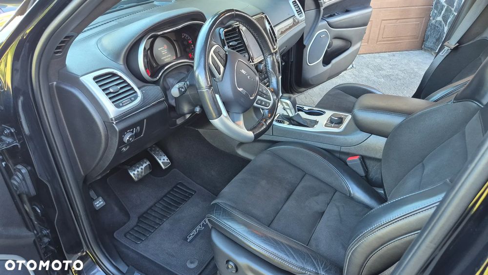 Jeep Grand Cherokee 6.4 V8 SRT8 - 8