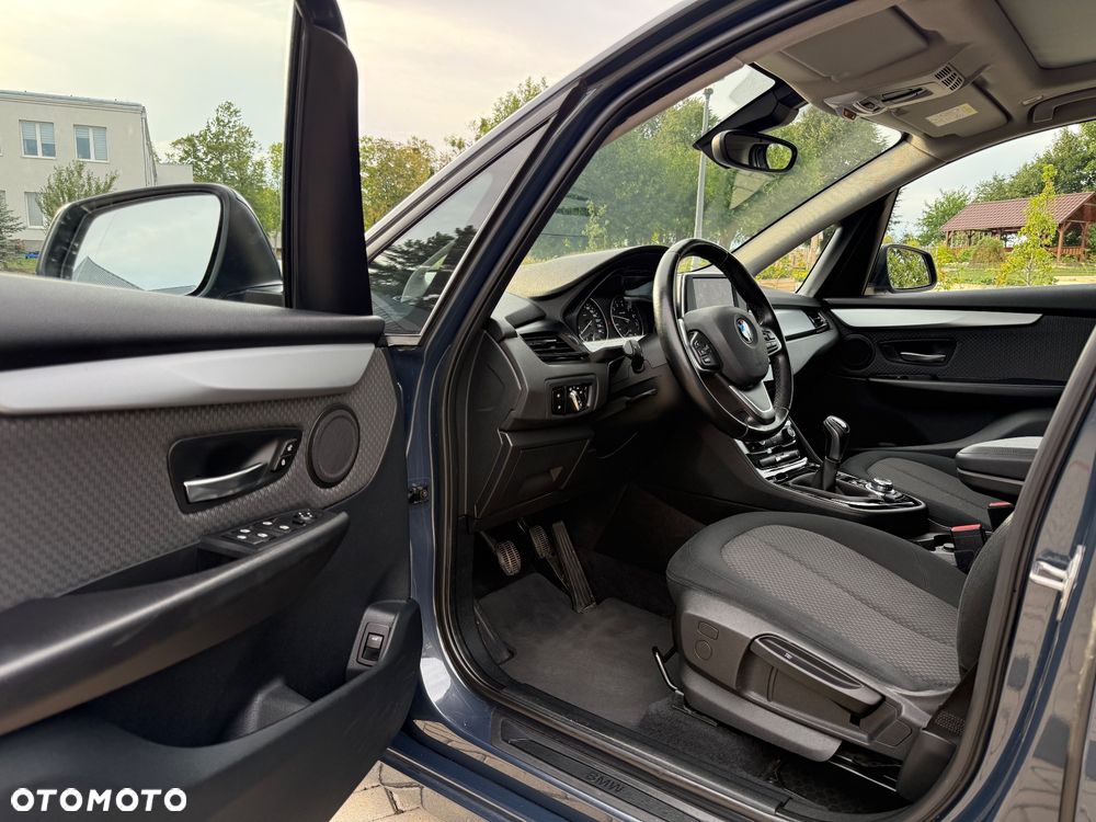 BMW Seria 2 218i Luxury Line - 7