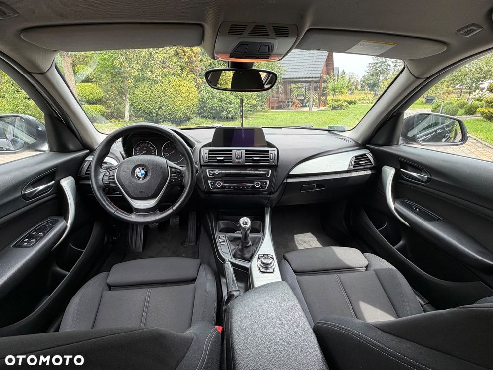 BMW Seria 1 120d xDrive Sport Line - 28