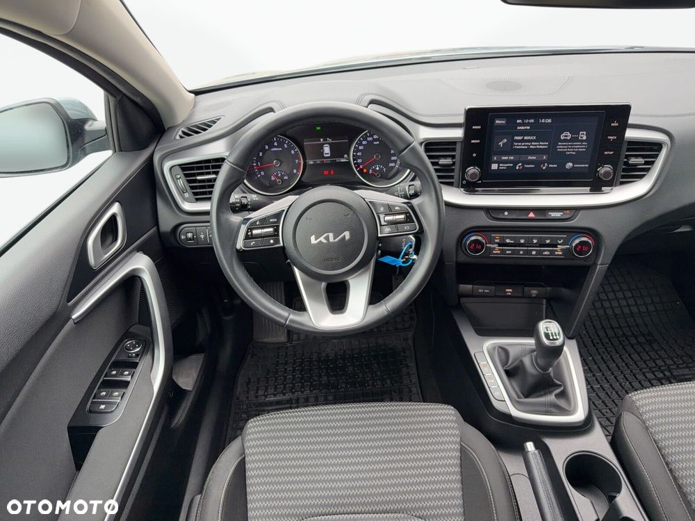Kia Ceed - 15