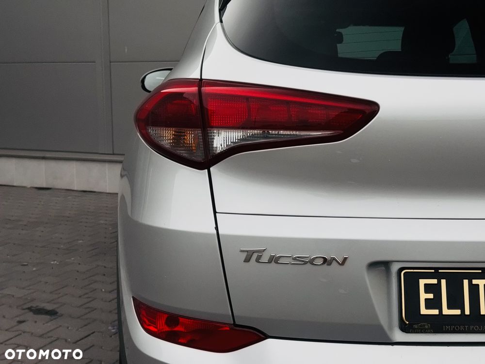 Hyundai Tucson blue 1.7 CRDi 2WD Advantage - 13