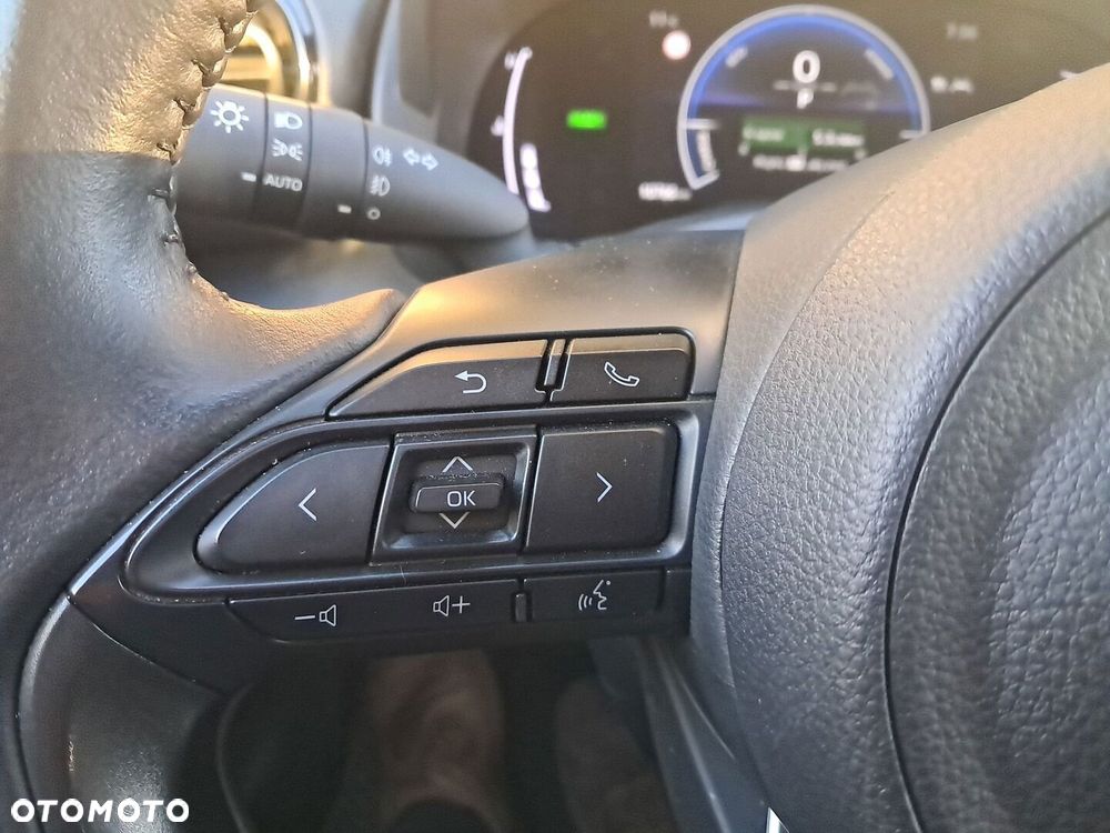 Toyota Yaris Cross Hybrid 1.5 Comfort - 28