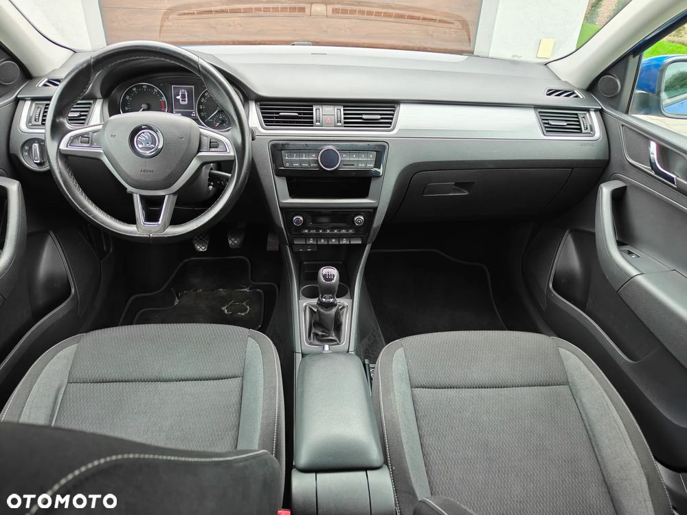 Skoda RAPID Spb 1.2 TSI Ambition - 5