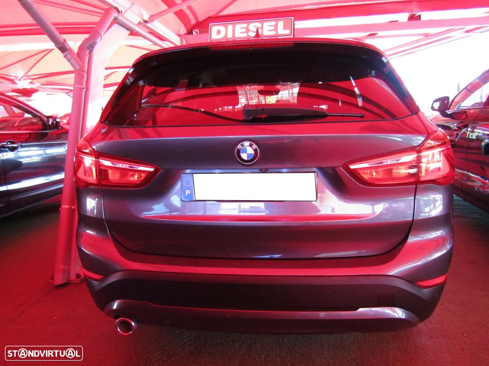 BMW X1 16 d sDrive Line xLine - 3