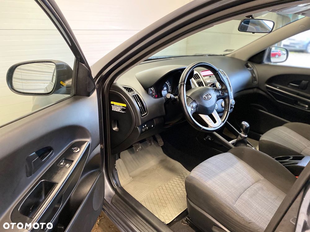 Kia Ceed Cee'd 1.4 Comfort + - 6
