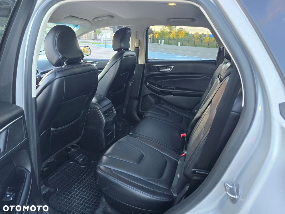 Ford Edge - 13