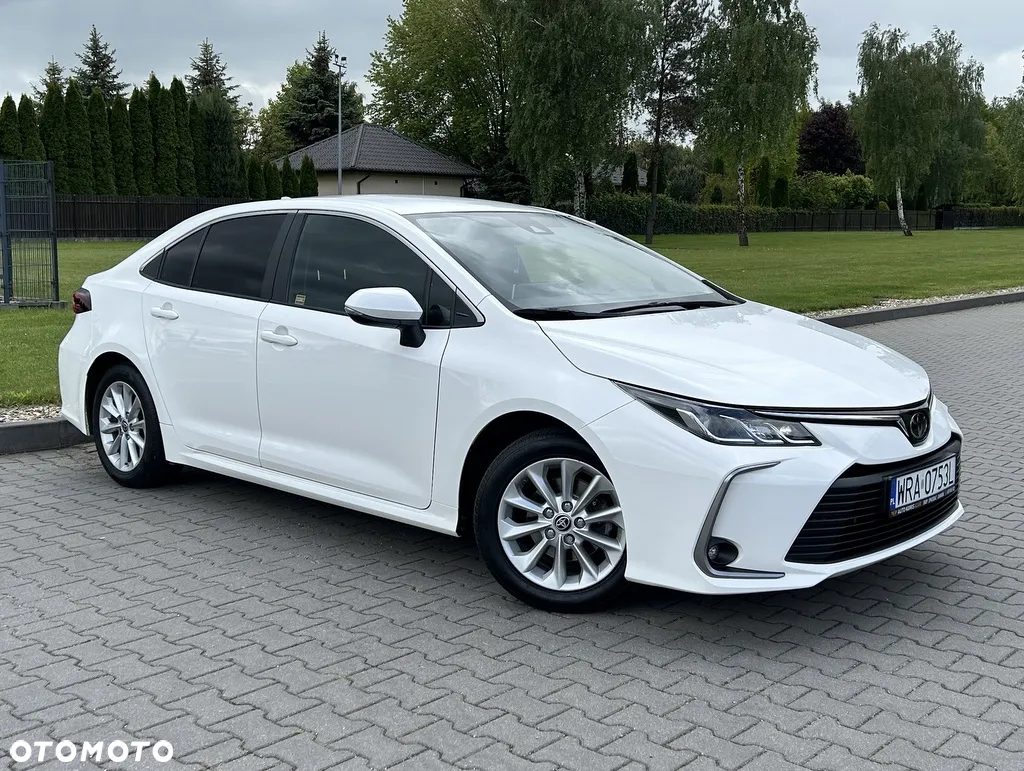Toyota Corolla - 12