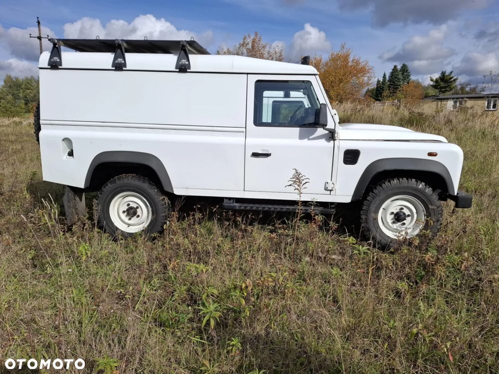 Land Rover Defender - 3