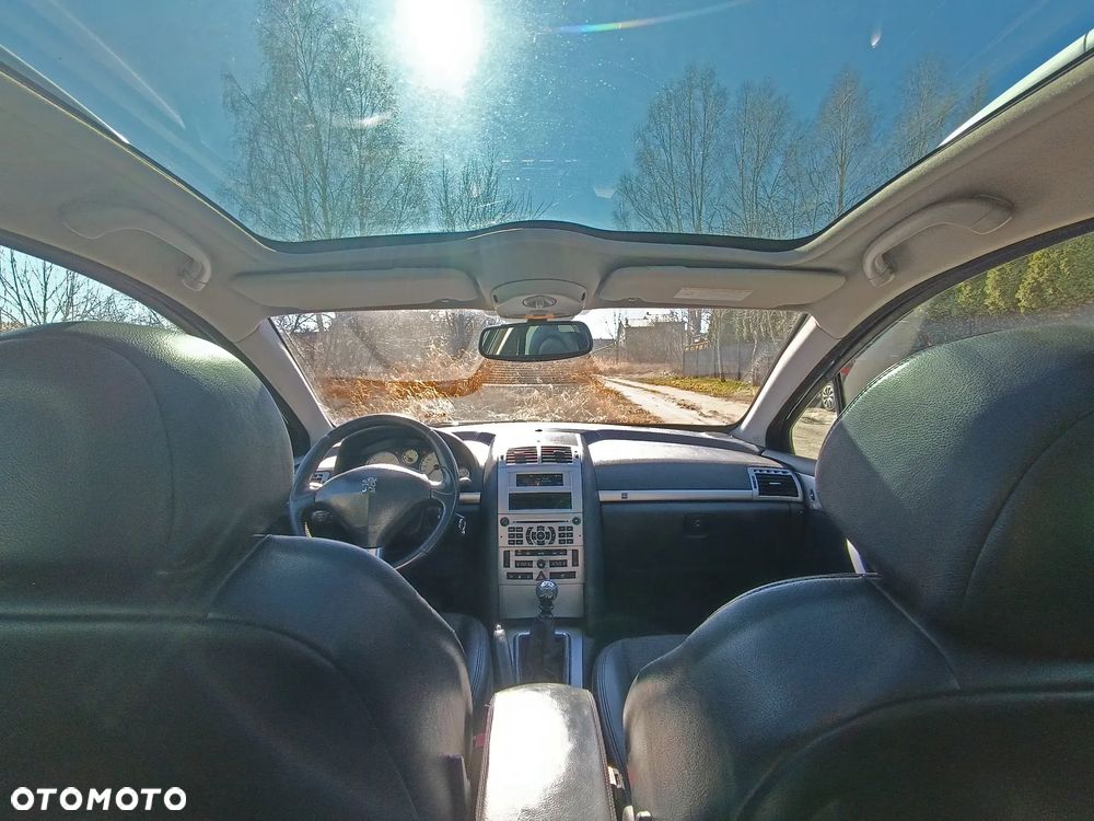Peugeot 407 - 13
