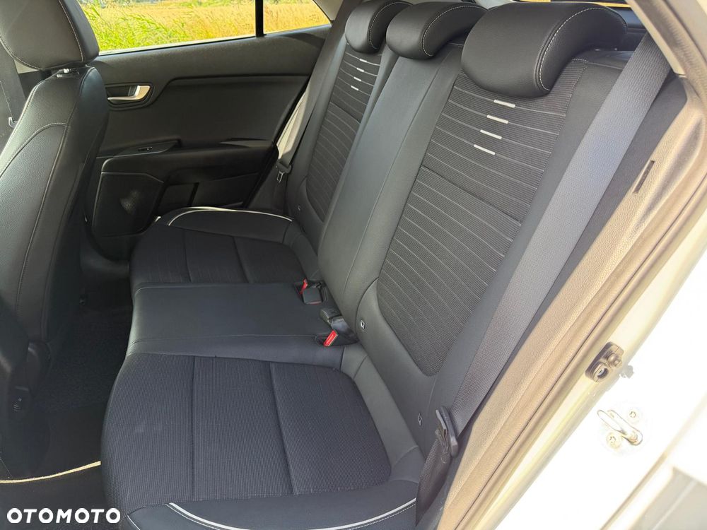 Kia Rio 1.0 T-GDI GT-Line - 12