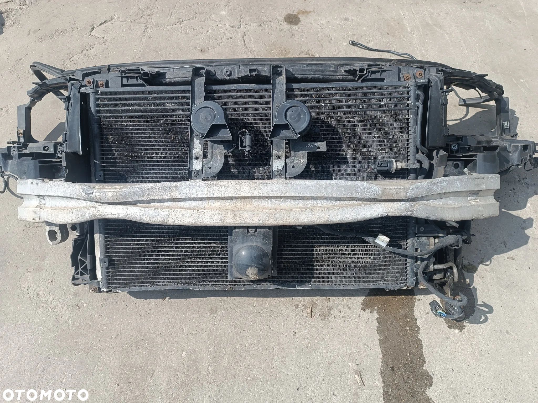 PAS PRZEDNI KOMPLETNY WENTYLATOR CHŁODNICE BELKA AUDI A8 D3 LIFT 4.2 TDI - 1