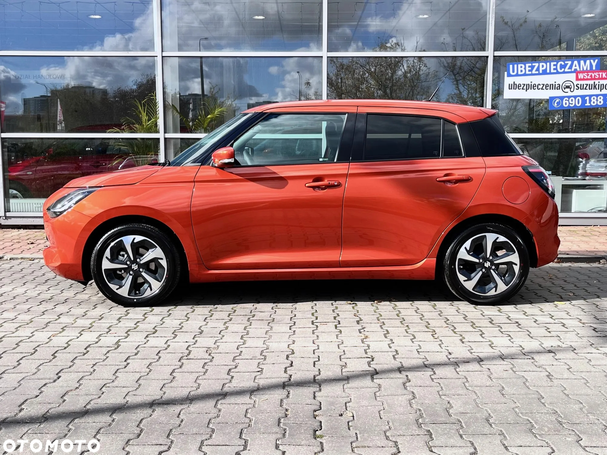 Suzuki Swift 1.2 Dualjet SHVS Elegance CVT - 2