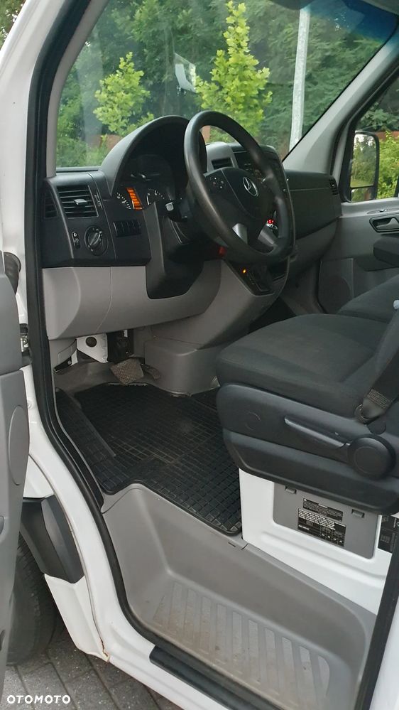 Mercedes-Benz SPRINTER - 13
