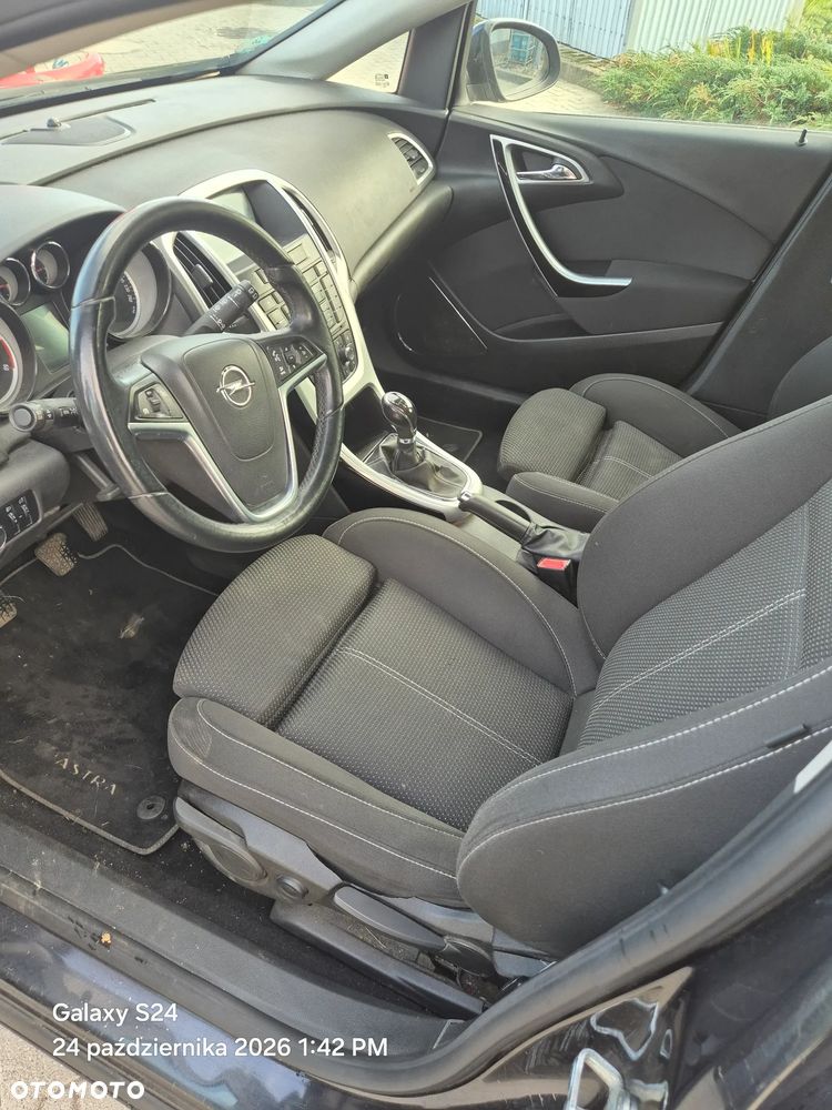 Opel Astra - 8