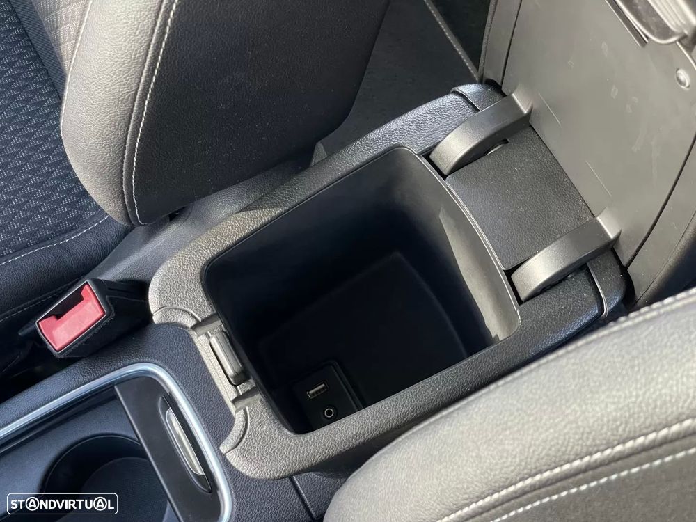 Opel Astra Sports Tourer 1.6 CDTI Innovation S/S RM6/SOB/5PC/5PB - 24