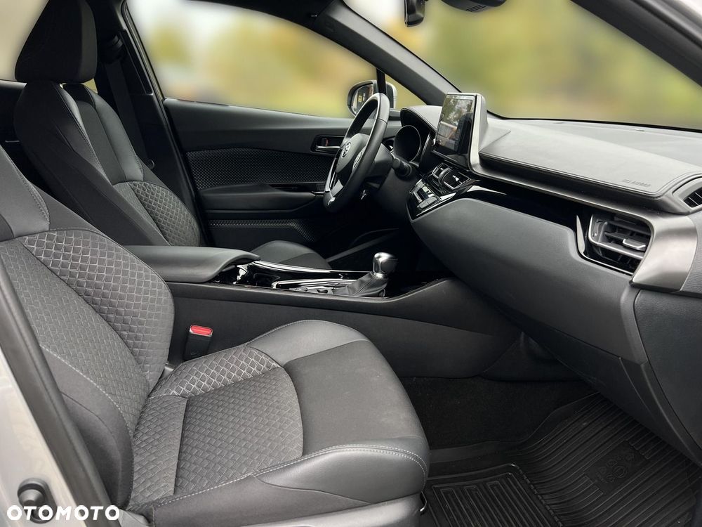 Toyota C-HR 2.0 Hybrid Style - 13