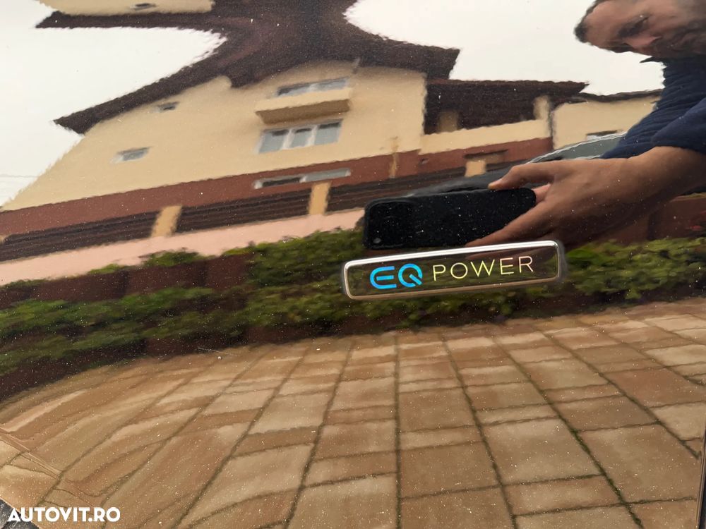 Mercedes-Benz E 300 de Aut. - 10