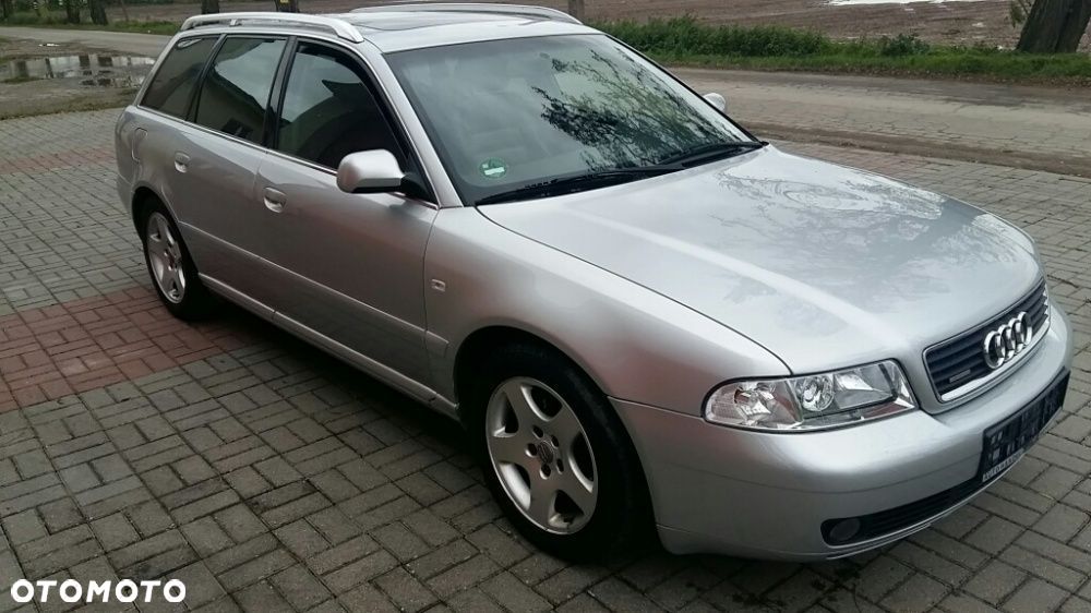 Na części Audi A4 Silnik Skrzynia Maska Zderzak Drzwi Klapa Szyba - 1