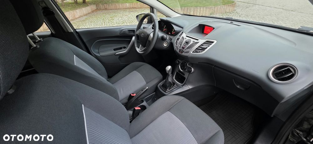 Ford Fiesta 1.25 Trend - 15