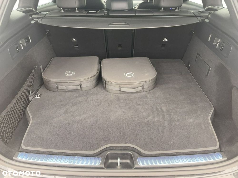Mercedes-Benz GLC - 12