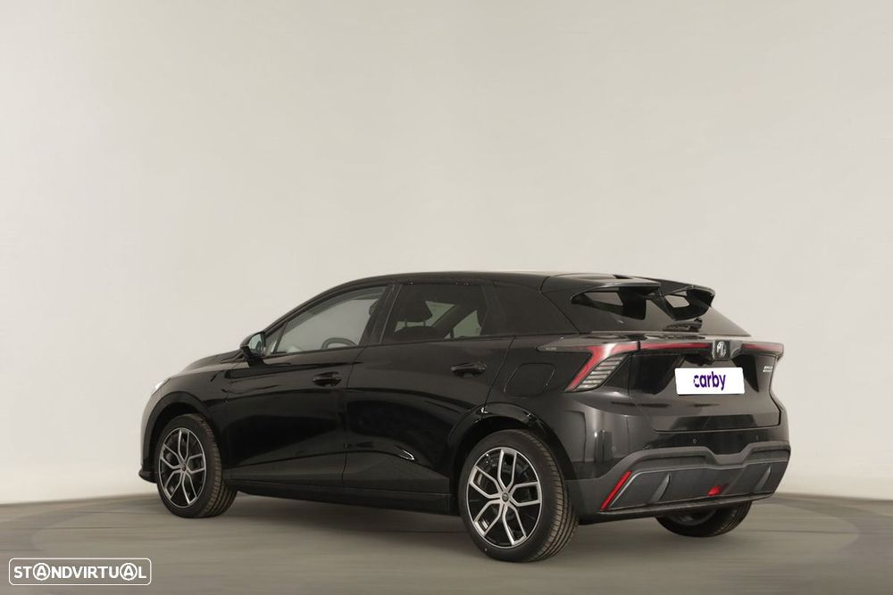 MG MG4 64 kWh Luxury - 3