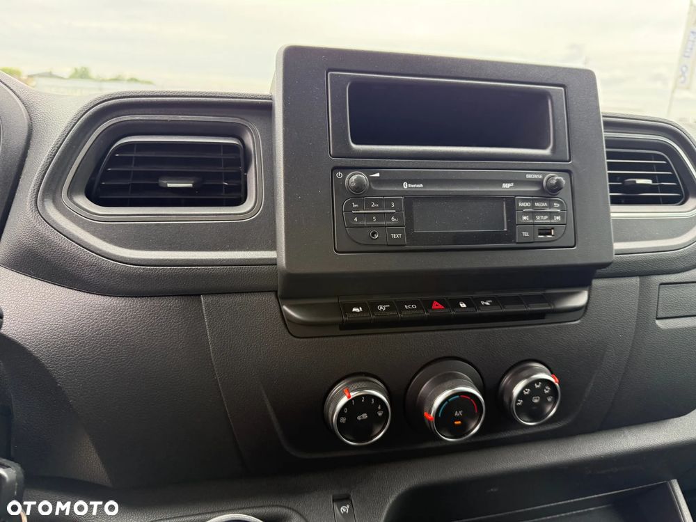 Renault Master - 15