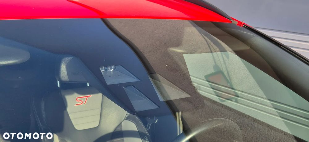 Ford Focus 2.0 EcoBoost ST-2 - 21