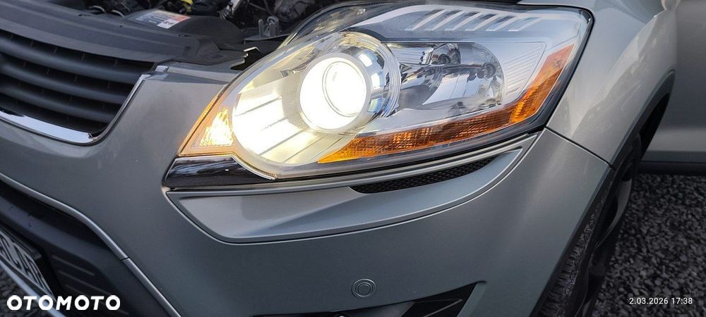 Ford Kuga 2.0 TDCi 2x4 Titanium - 31