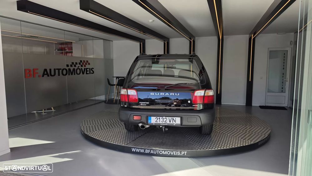 Subaru Forester 2.0 T XT - 16