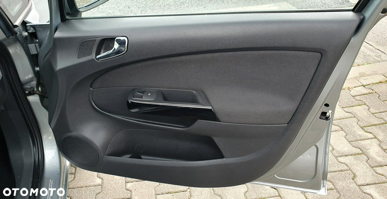 Opel Corsa - 23