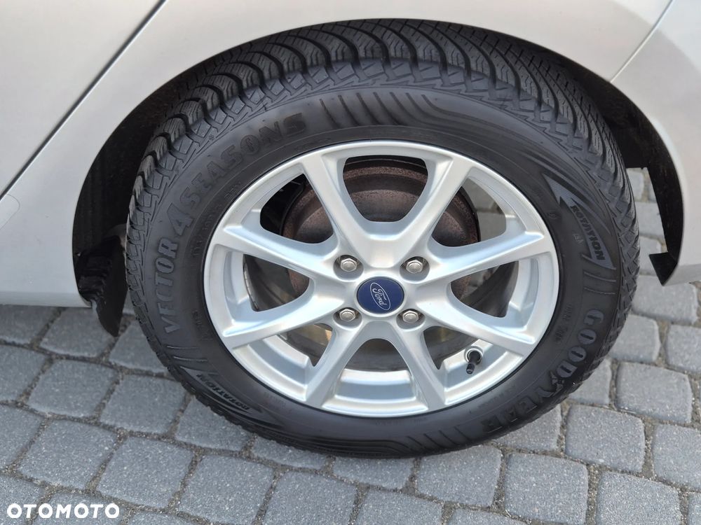 Ford Fiesta 1.1 S&S COOL&CONNECT - 29