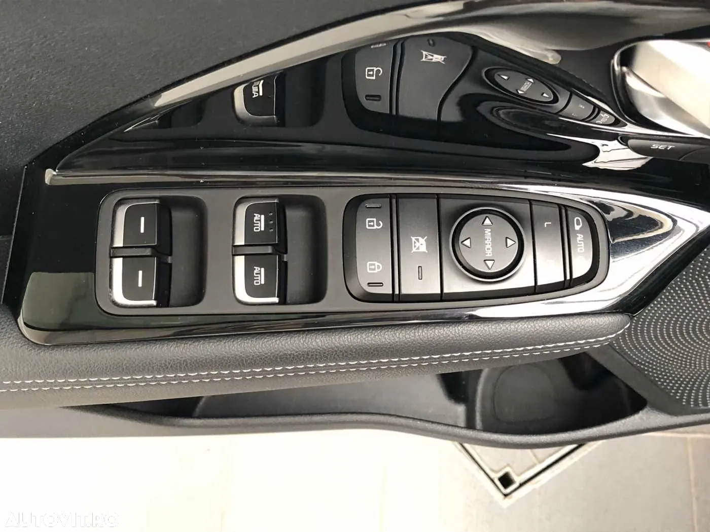 Kia Niro 1.6 GDI HEV 2WD OPF Aut. Spirit - 16