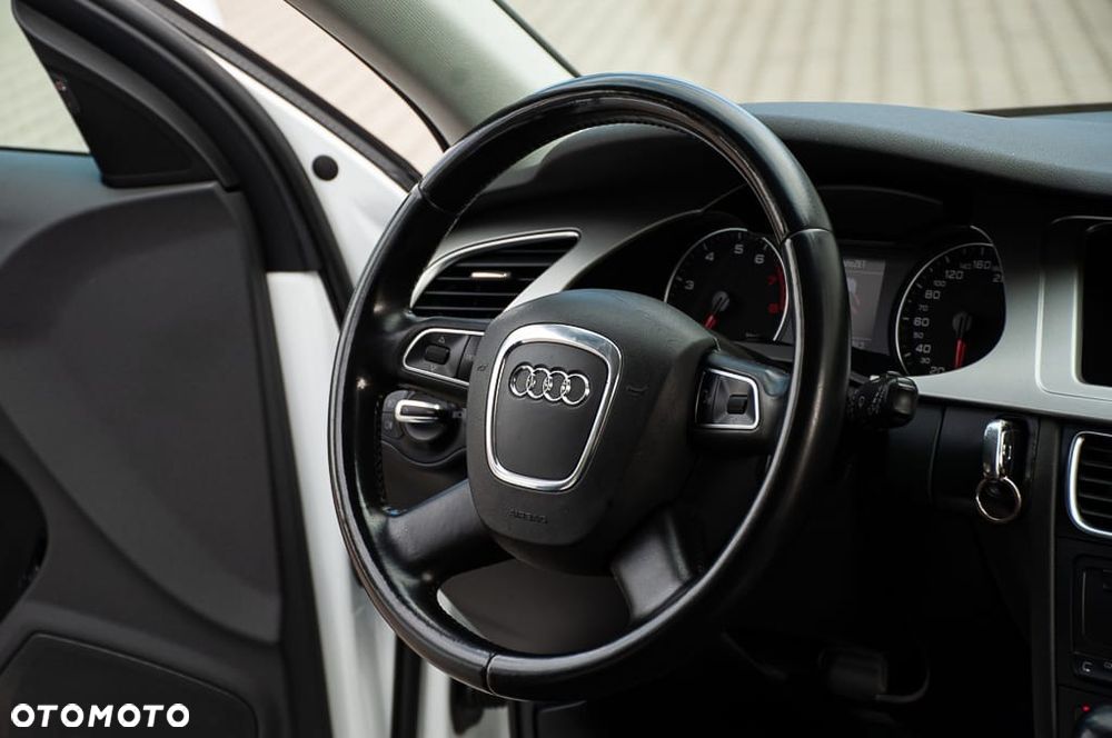 Audi A4 Allroad 2.0 TFSI S tronic - 30