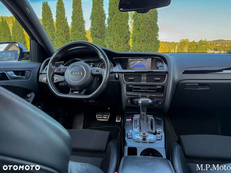 Audi A4 Avant 2.0 TDI DPF clean diesel quattro S tronic Ambition - 19