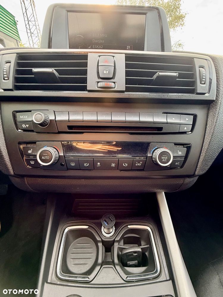 BMW Seria 1 116d - 10