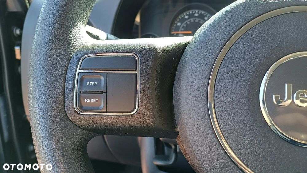 Jeep Patriot - 12