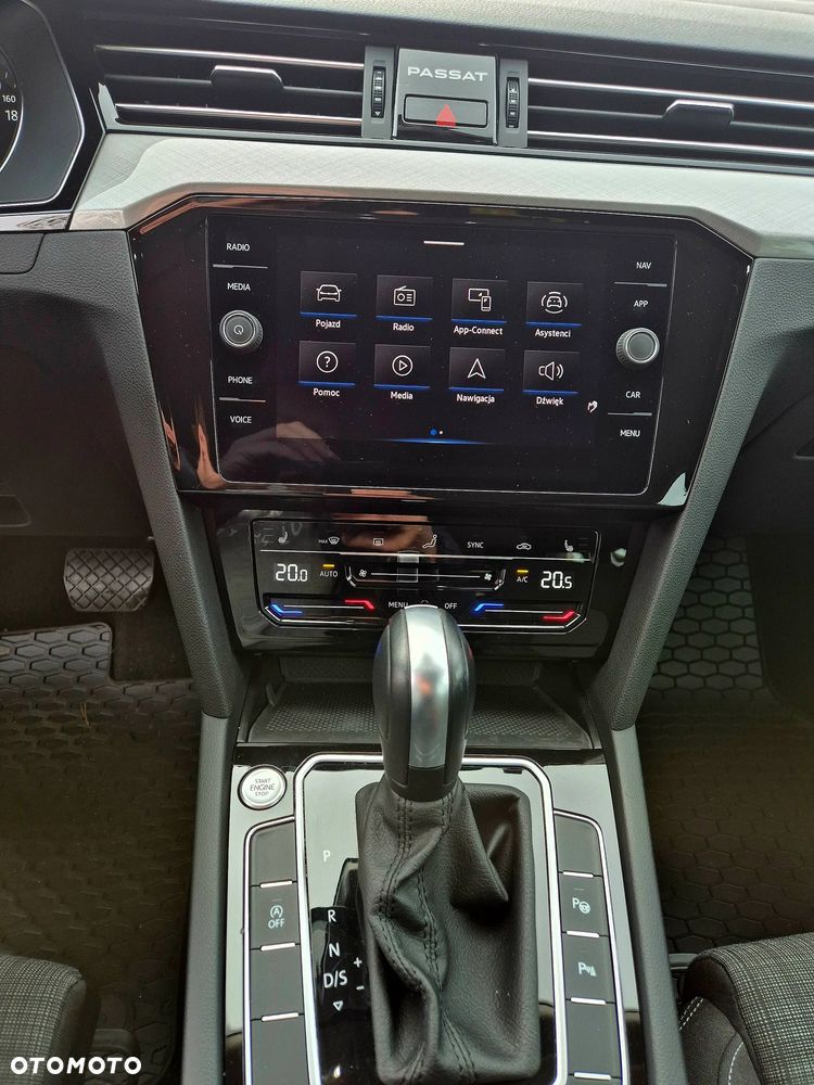 Volkswagen Passat 2.0 TSI Business DSG - 13