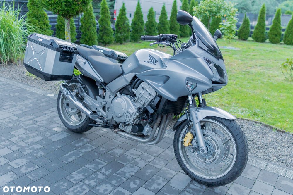 Honda CBF - 1