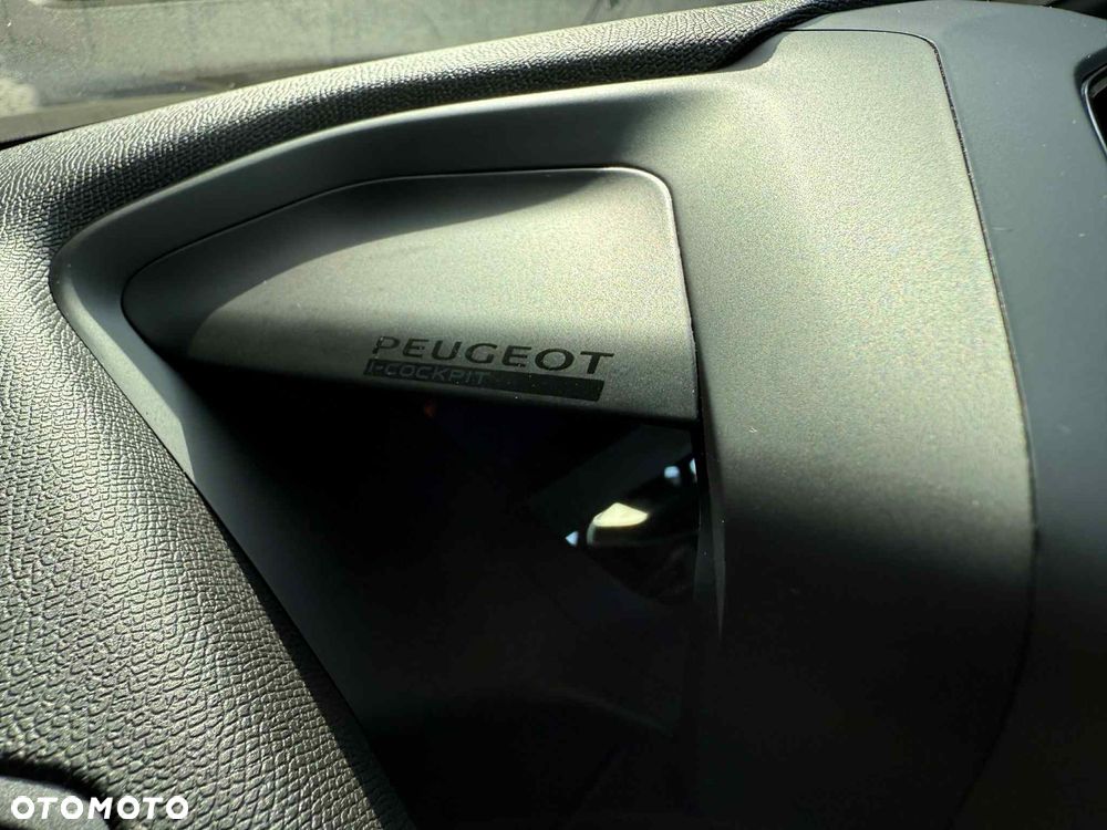 Peugeot 208 PureTech 100 EAT8 GT Pack - 24