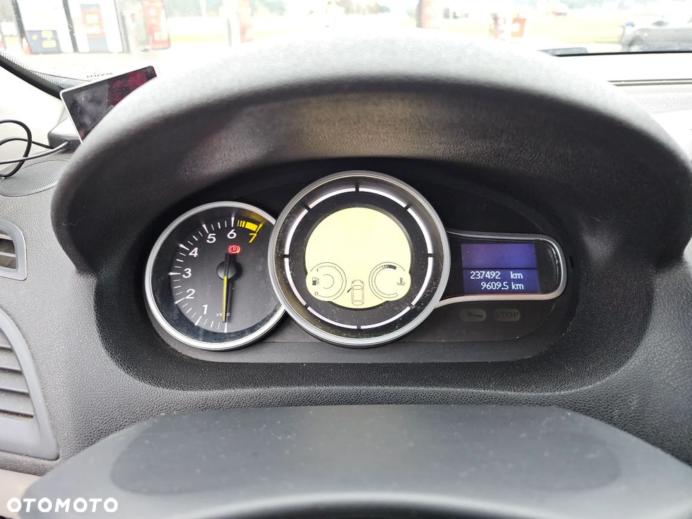 Renault Megane 1.6 16V Expression - 6