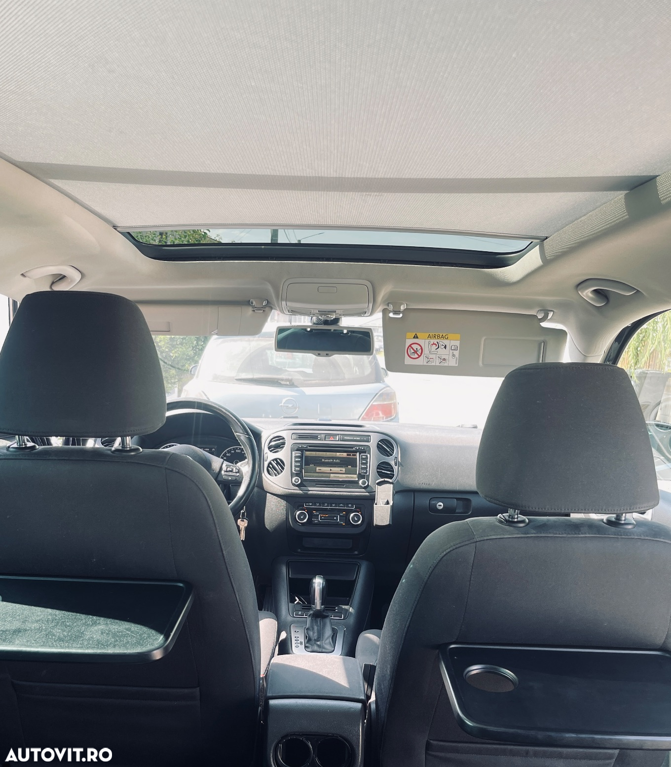 Volkswagen Tiguan 2.0 TDI DPF 4Motion BlueMotion Technology DSG Lounge Sport & Style - 8
