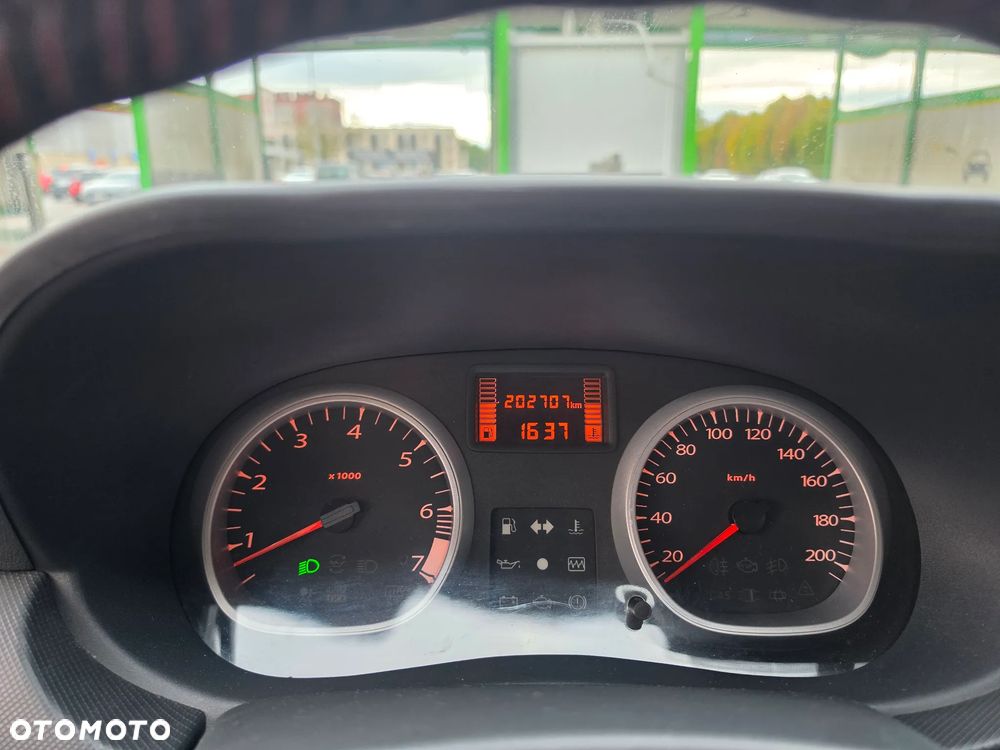 Dacia Duster 1.6 - 8